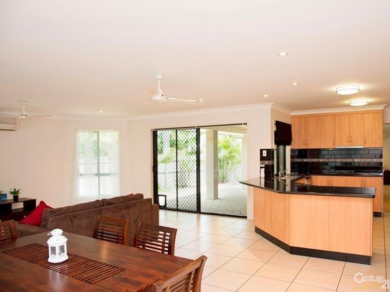 42 Corella Way, Blacks Beach QLD 4740