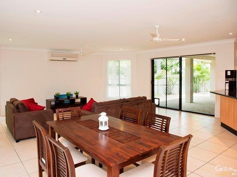 42 Corella Way, Blacks Beach QLD 4740