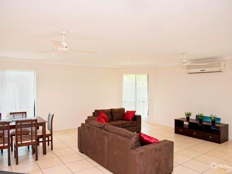 42 Corella Way, Blacks Beach QLD 4740