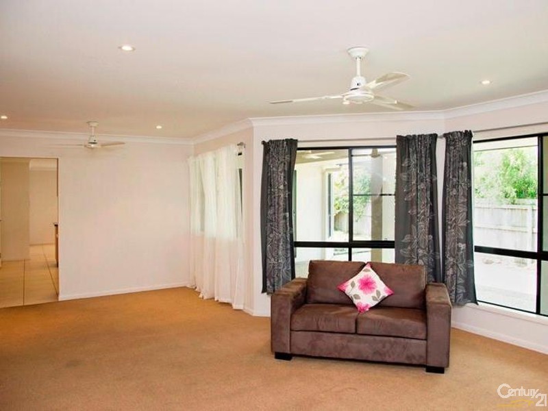 42 Corella Way, Blacks Beach QLD 4740