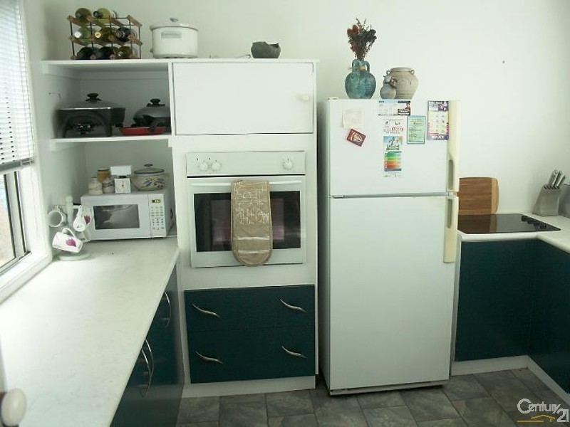 144 Waverley Street, Bucasia QLD 4750