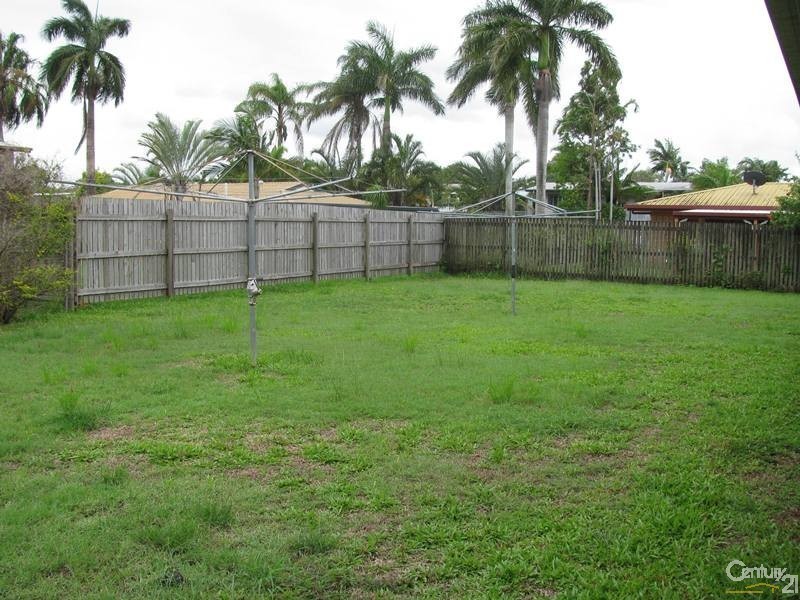 2  Miller Court, Mount Pleasant QLD 4740