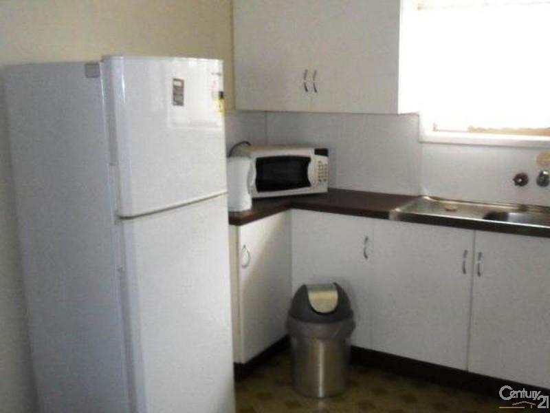 2  Miller Court, Mount Pleasant QLD 4740