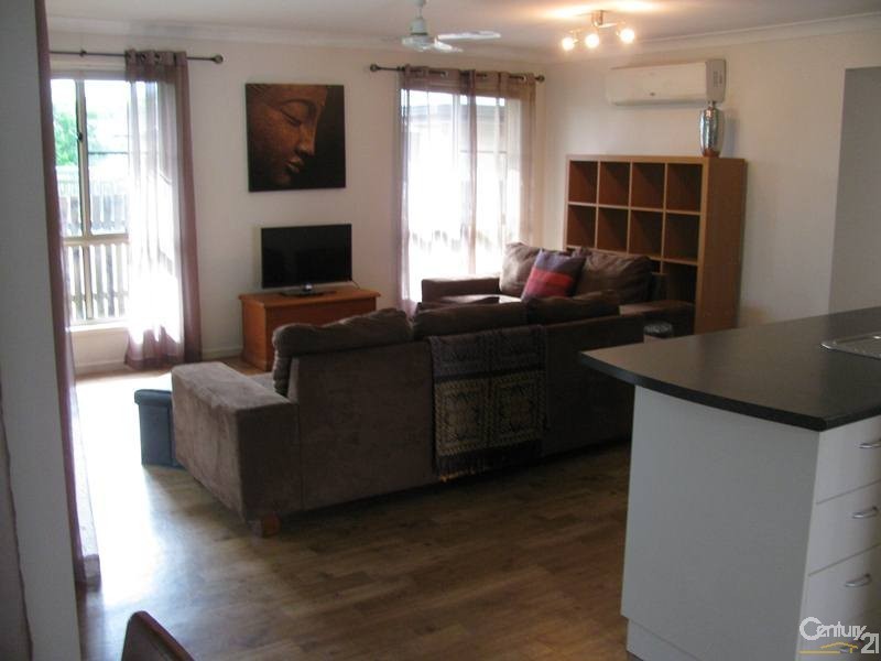 2 Carlow Close, Rural View QLD 4740