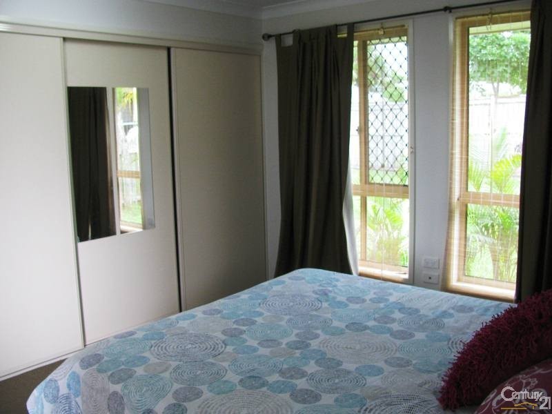 2 Carlow Close, Rural View QLD 4740