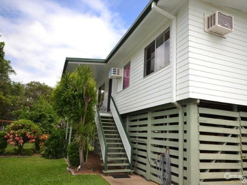 24 Yeates Street, Moranbah QLD 4744