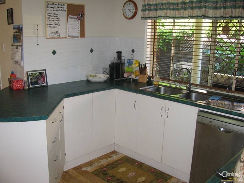 2 Clipper Court, Bucasia QLD 4750