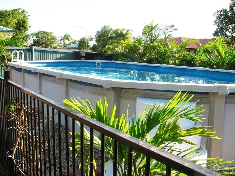 2 Clipper Court, Bucasia QLD 4750