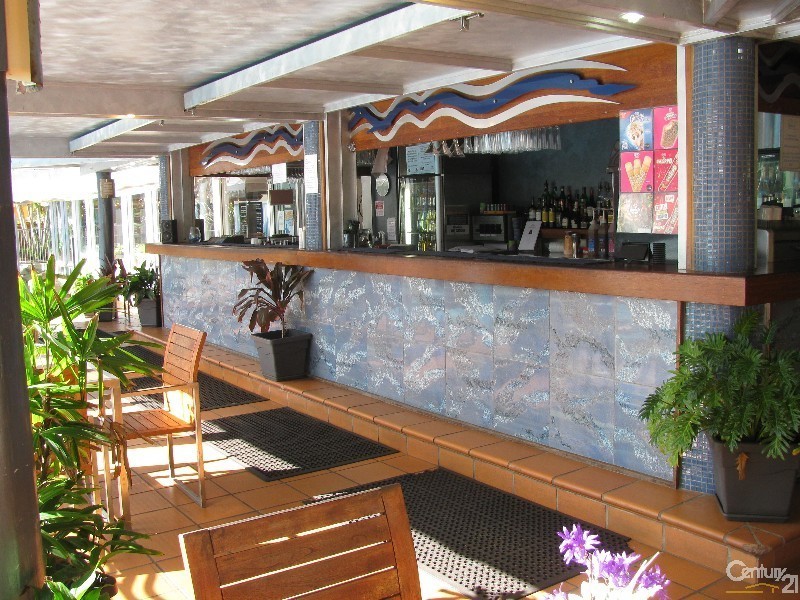 126/6 Beach Road, Dolphin Heads QLD 4740