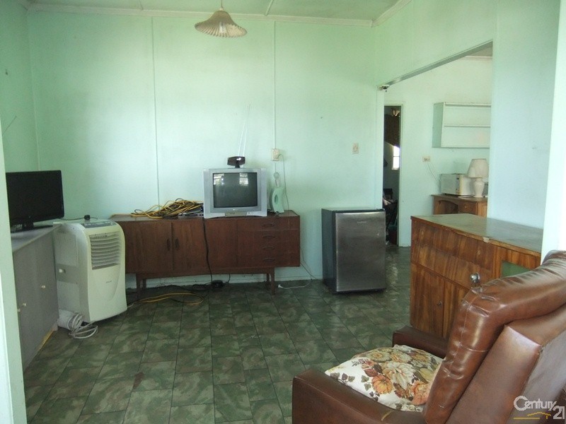 19 Mary Street, Mirani QLD 4754