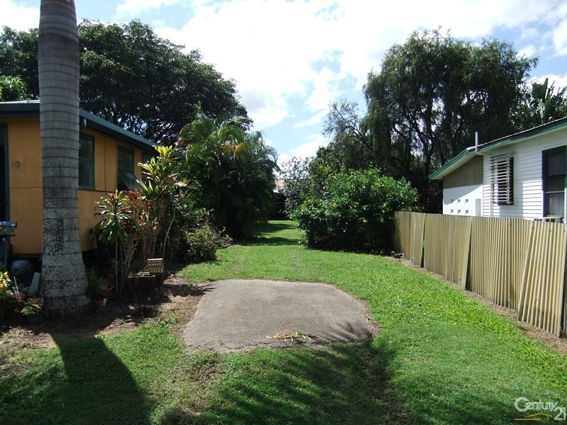 19 Mary Street, Mirani QLD 4754