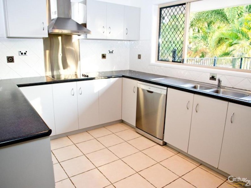 26 McLaughlin Drive, Eimeo QLD 4740