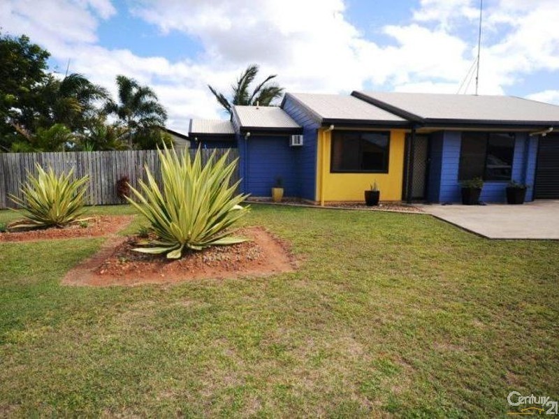 1B Savannah Drive, Moranbah QLD 4744