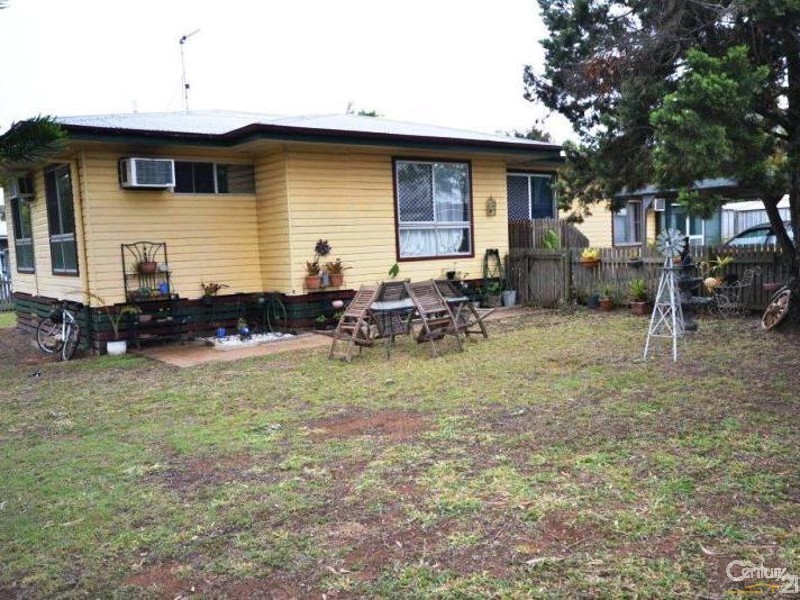 1 Elliot Street, Moranbah QLD 4744