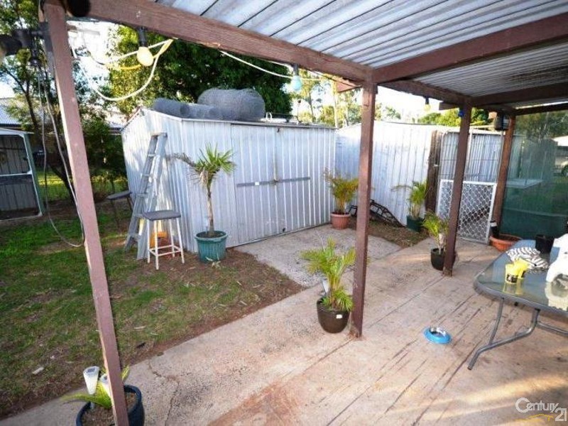 1 Elliot Street, Moranbah QLD 4744