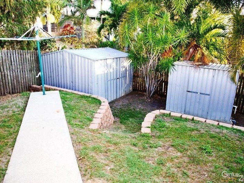 26 McLaughlin Drive, Eimeo QLD 4740