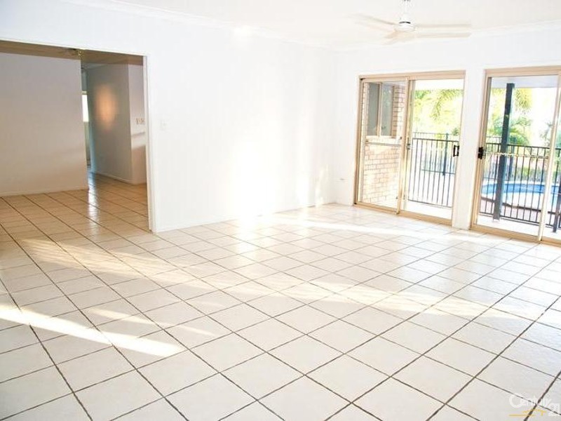 26 McLaughlin Drive, Eimeo QLD 4740