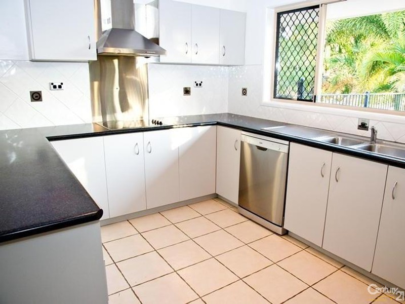 26 McLaughlin Drive, Eimeo QLD 4740