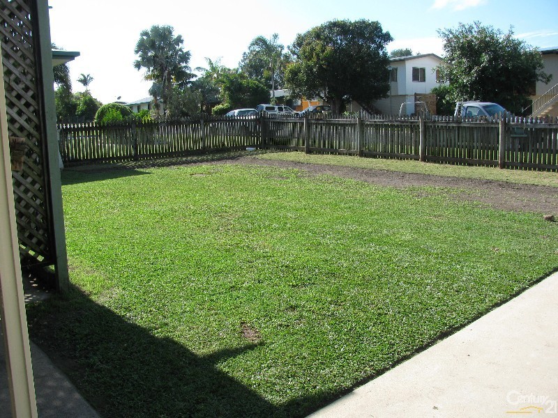 12 Stott Street, Bucasia QLD 4750