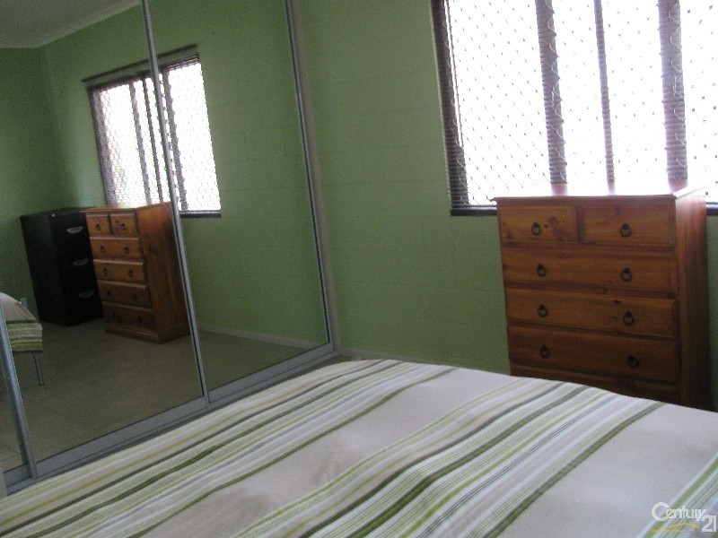 12 Stott Street, Bucasia QLD 4750