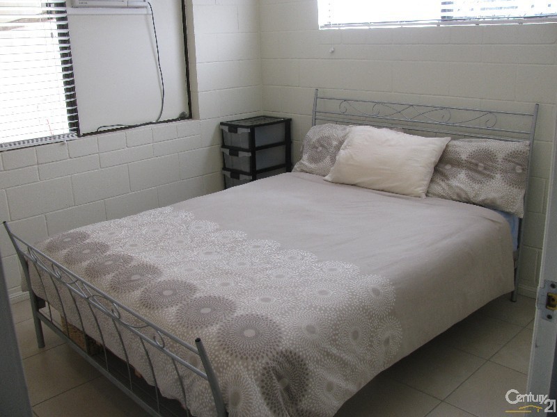 12 Stott Street, Bucasia QLD 4750