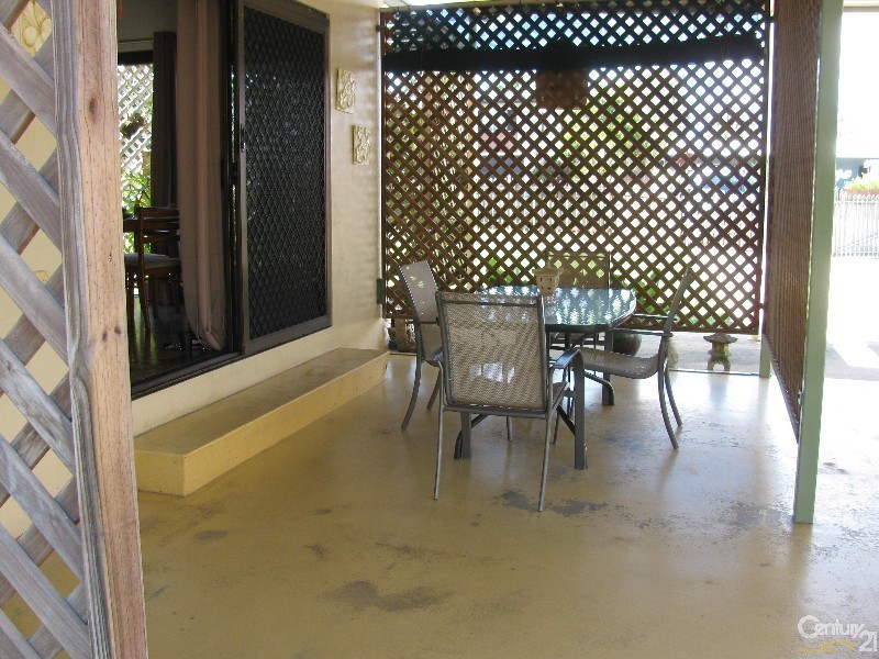 12 Stott Street, Bucasia QLD 4750