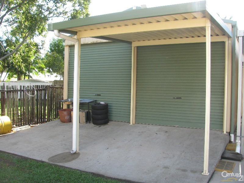 12 Stott Street, Bucasia QLD 4750