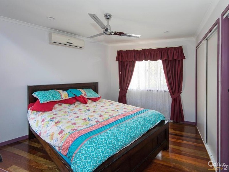 17 Seacove Court, Eimeo QLD 4740