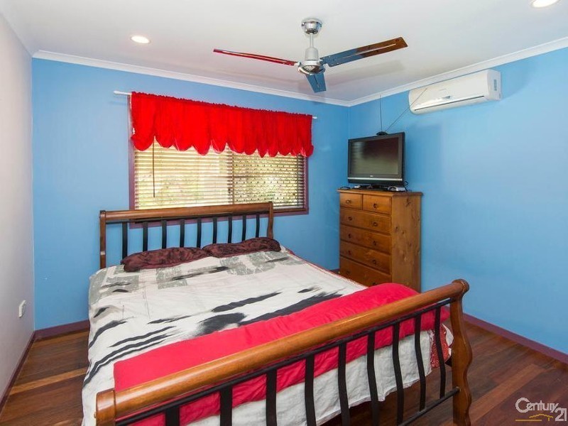 17 Seacove Court, Eimeo QLD 4740