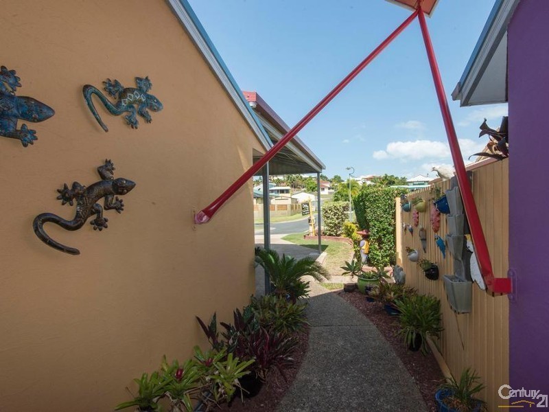 17 Seacove Court, Eimeo QLD 4740