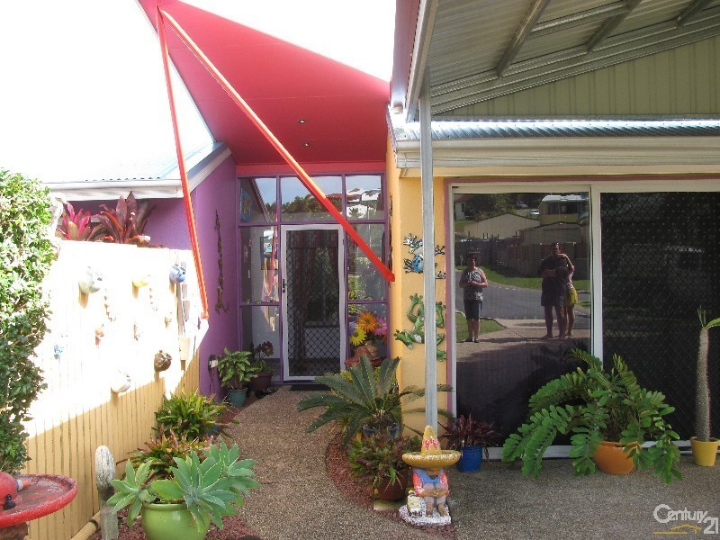 17 Seacove Court, Eimeo QLD 4740