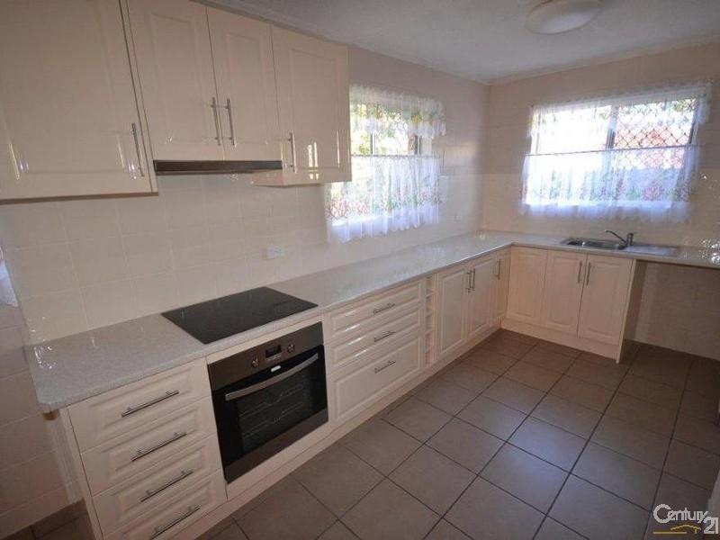 1/8 Hague Street, East Mackay QLD 4740