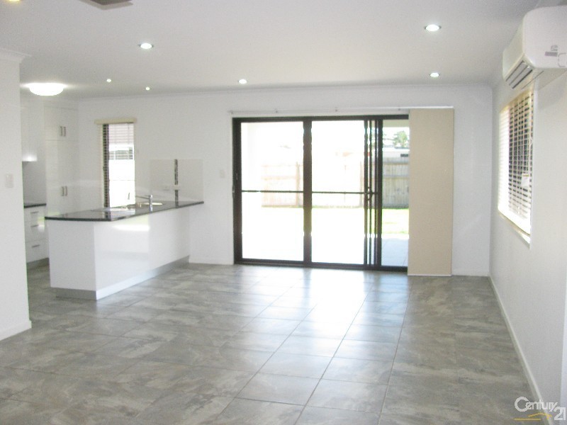 16 Yatay Street, Eimeo QLD 4740