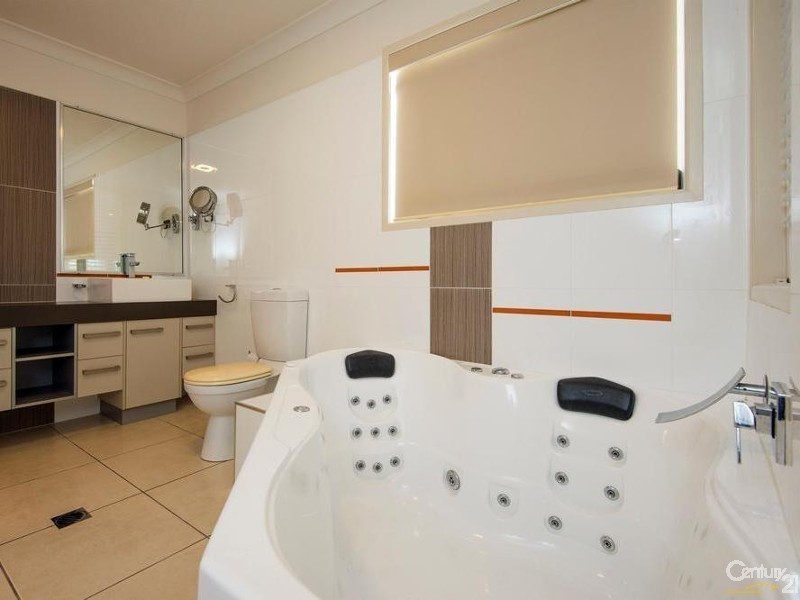 43 Mercy Drive, North Mackay QLD 4740