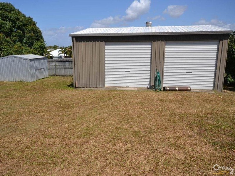 6 Hill End Road, Glenella QLD 4740