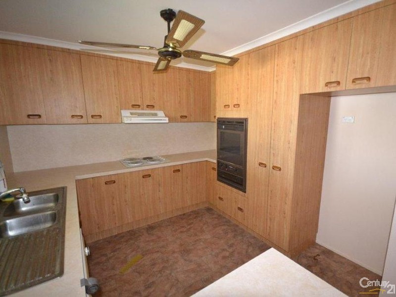 6 Hill End Road, Glenella QLD 4740