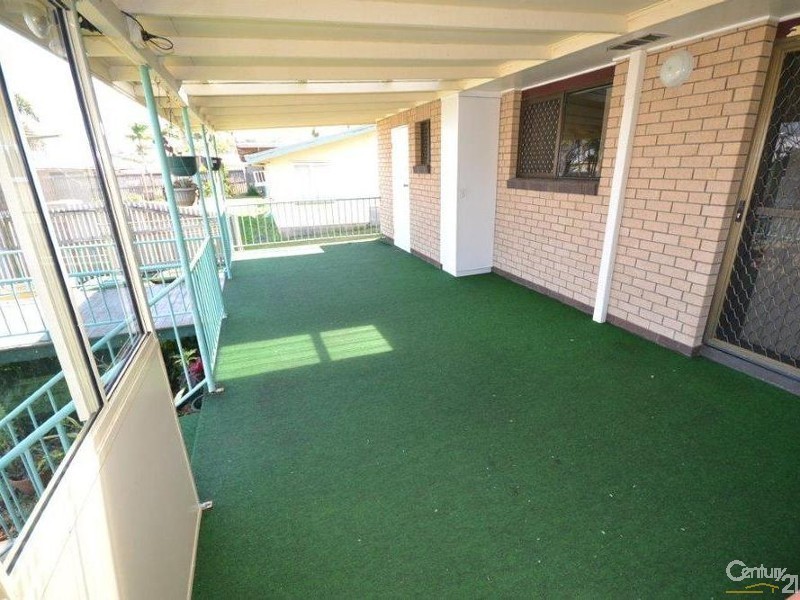 6 Hill End Road, Glenella QLD 4740