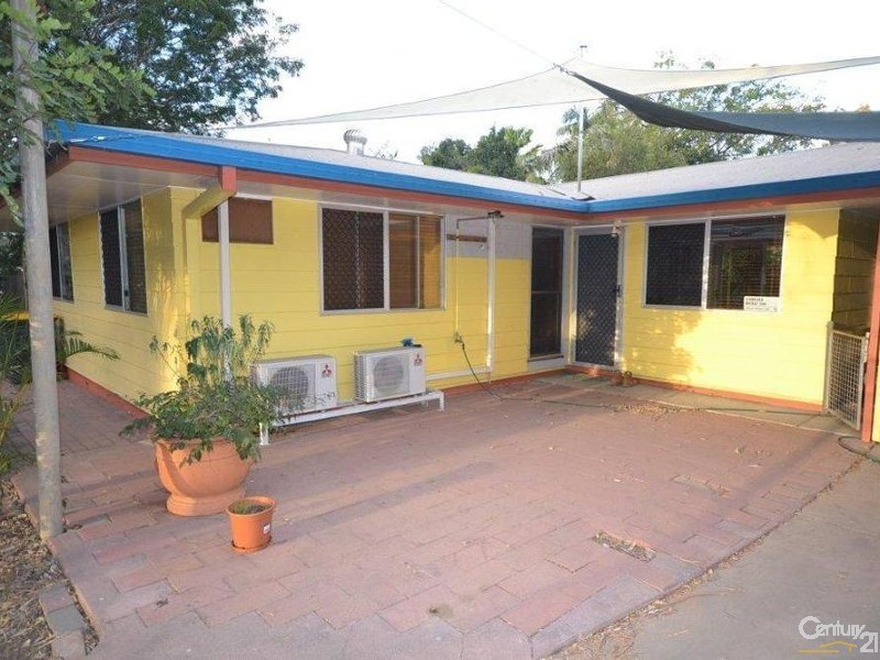 64 Yeates Street, Moranbah QLD 4744