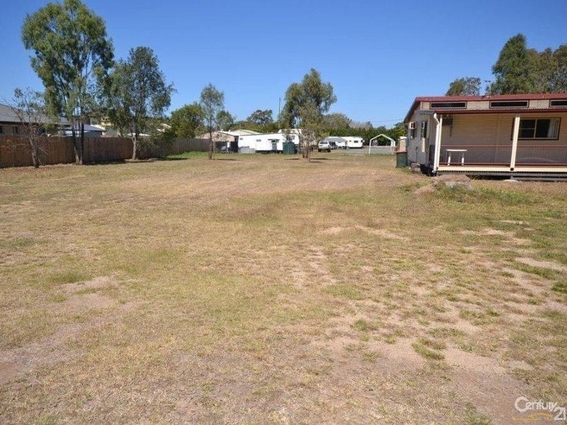 8 Denison Street, Nebo QLD 4742