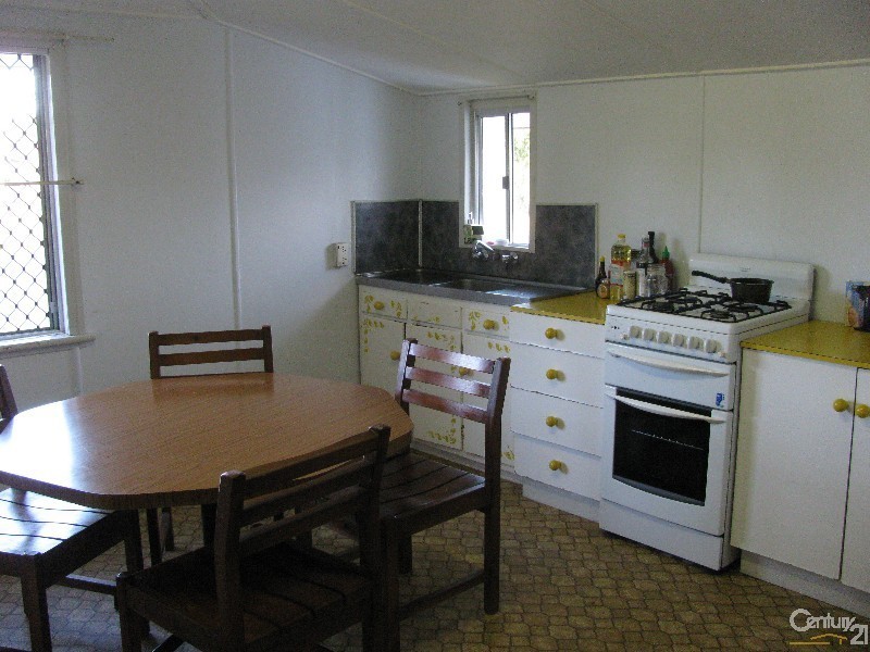 35 Meadow Street, North Mackay QLD 4740