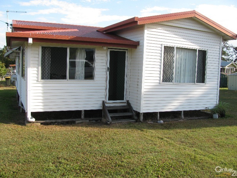 35 Meadow Street, North Mackay QLD 4740