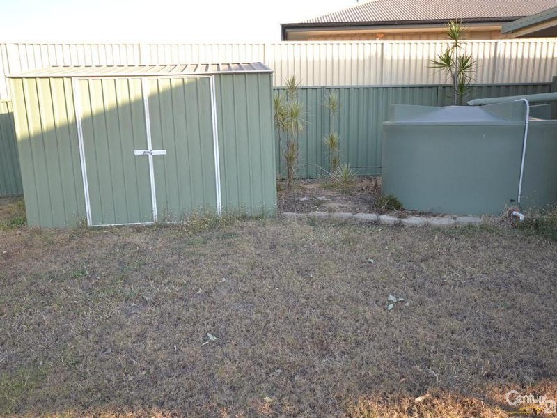 24 Anderson Court, Moranbah QLD 4744