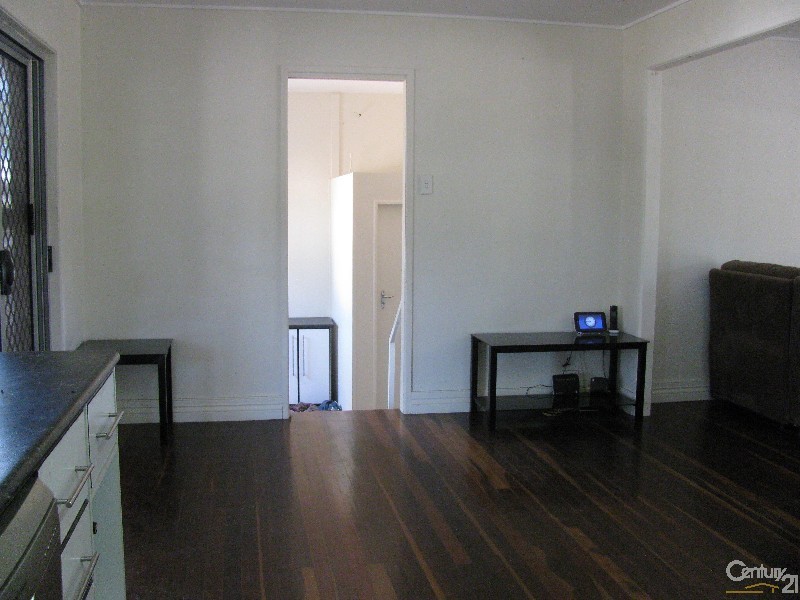 9 Upton Avenue, Andergrove QLD 4740