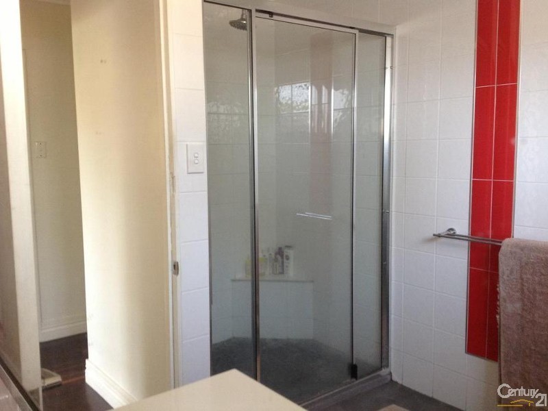 9 Upton Avenue, Andergrove QLD 4740