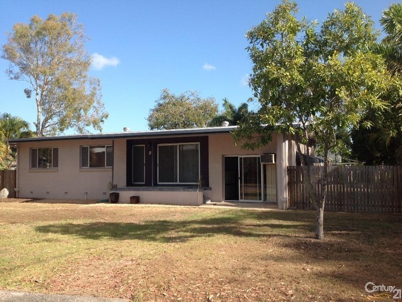 9 Upton Avenue, Andergrove QLD 4740