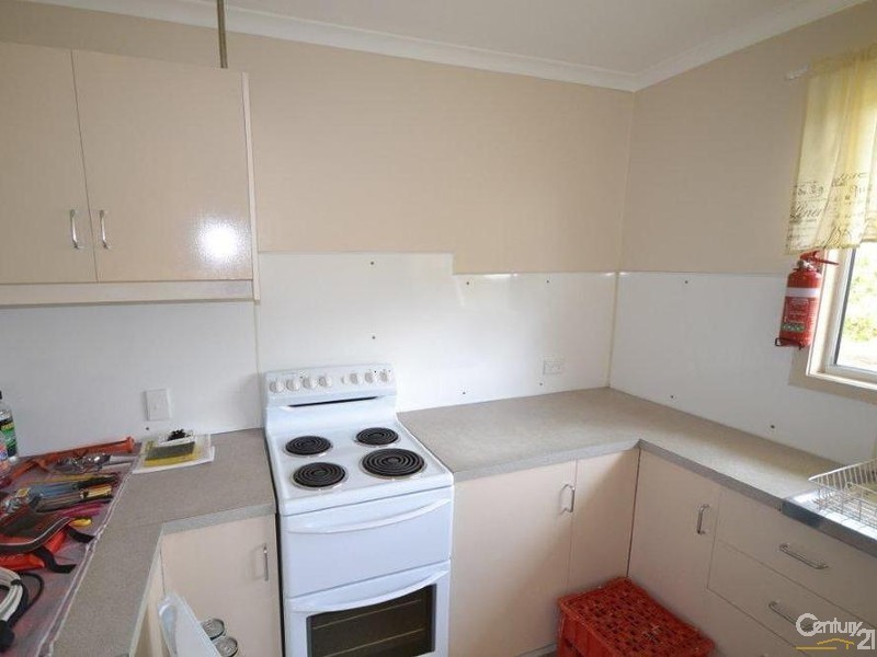 62 Jackson Avenue, Moranbah QLD 4744