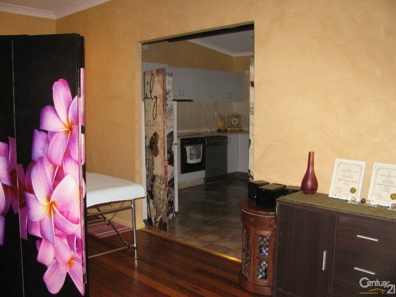 87 Waverley Street, Bucasia QLD 4750