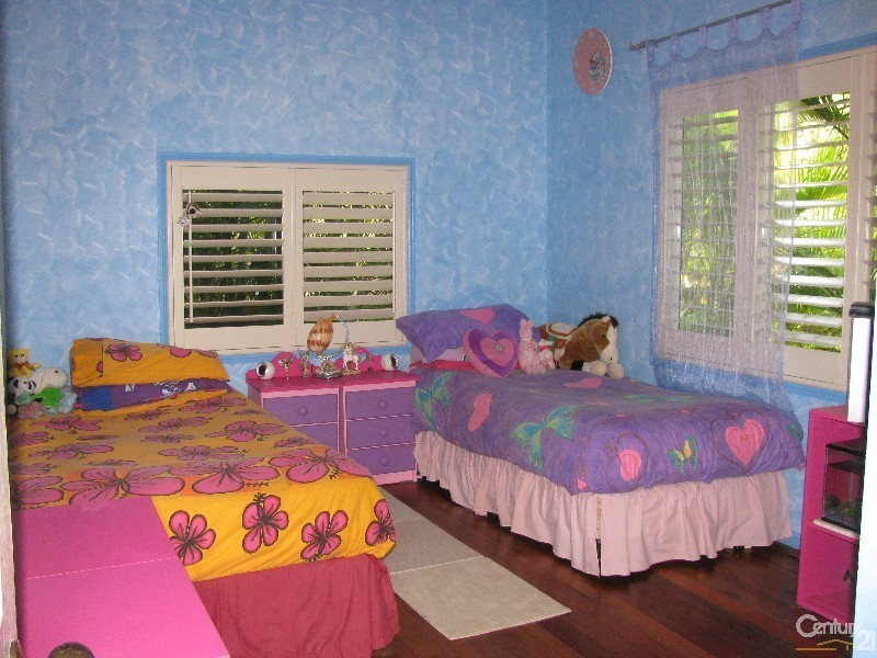 87 Waverley Street, Bucasia QLD 4750