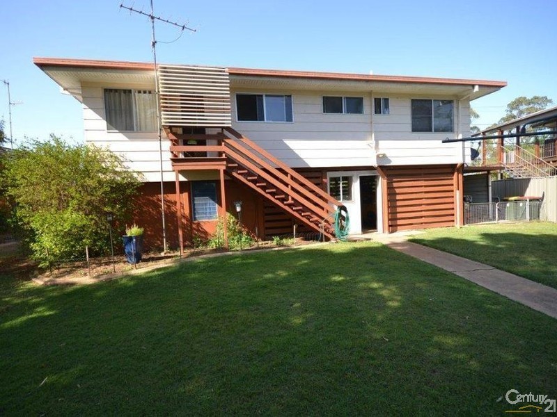 38 Clements Street, Moranbah QLD 4744