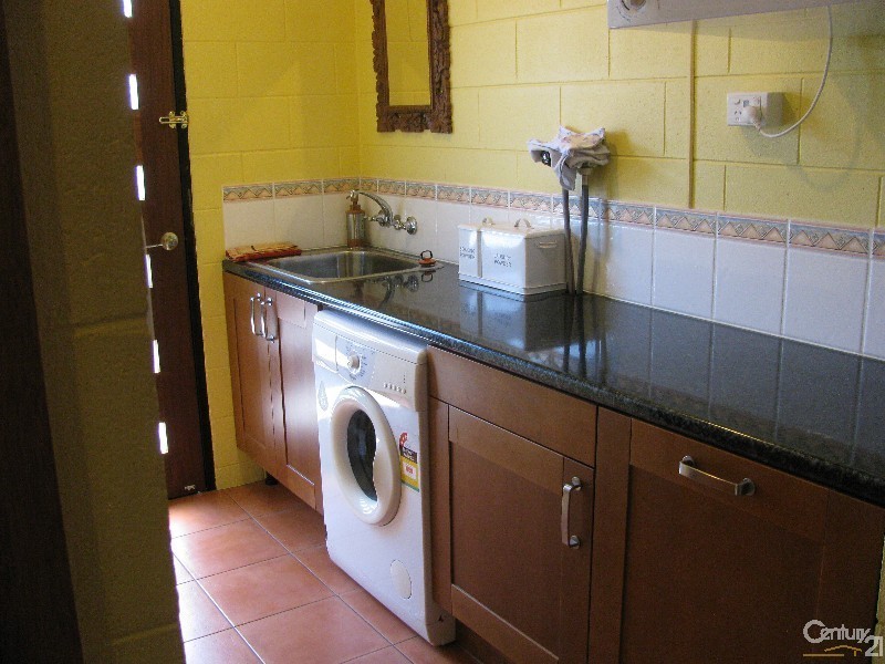 11 Hartog Street, Andergrove QLD 4740